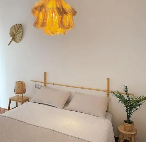 Big Spacious Casa Bamboo Relax, Pool And Parking Апартаменты *