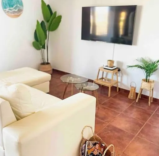 Big Spacious Casa Bamboo Relax, Pool And Parking * Коральео