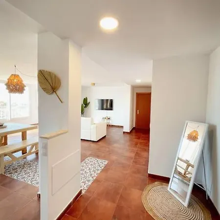 Big Spacious Casa Bamboo Relax, Pool And Parking *