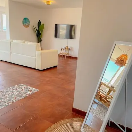 Apartment Big Spacious Casa Bamboo Relax, Pool And Parking Corralejo