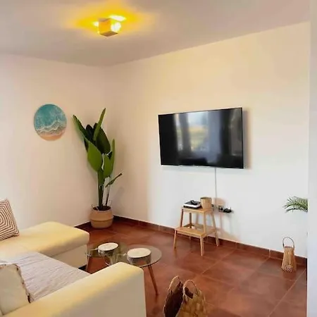 Big Spacious Casa Bamboo Relax, Pool And Parking *