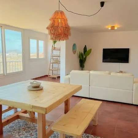 Casa Bamboo Corralejo, Relax, Piscina Y Parking Privado Appartement *