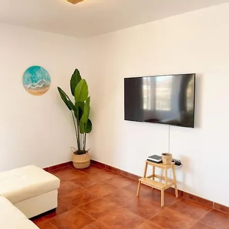 Casa Bamboo Corralejo, Relax, Piscina Y Parking Privado Apartman *