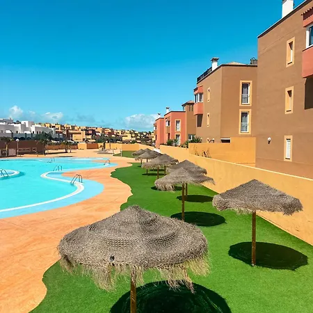Big Relaxing Apartment Casa Bamboo Corralejo 3 Bedrooms, 2 Bathrooms, Pool And Parking, Big Kitchen And Living Room * Corralejo