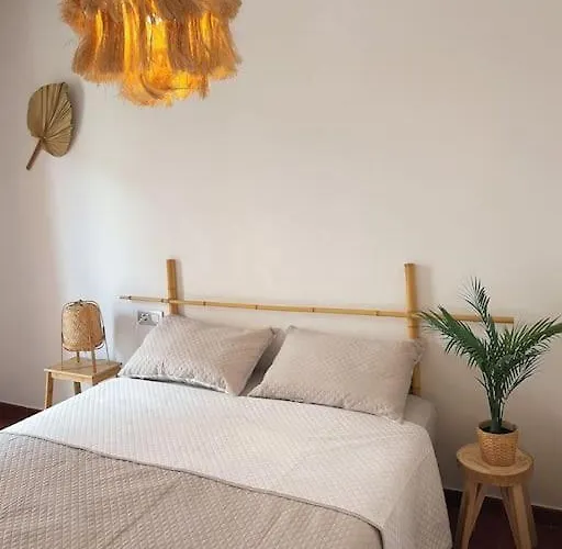 Big Spacious Casa Bamboo Relax, Pool And Parking