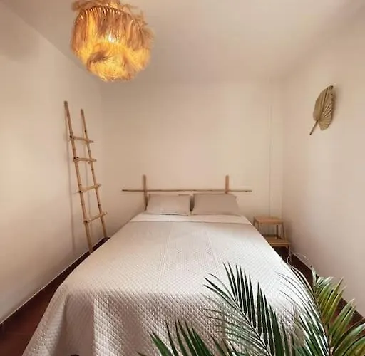 Daire Big Spacious Casa Bamboo Relax, Pool And Parking